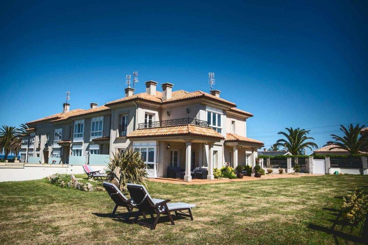 Villa Chalet Pareado Con Jardin En 1ª Linea De Mar Burela Exterior foto
